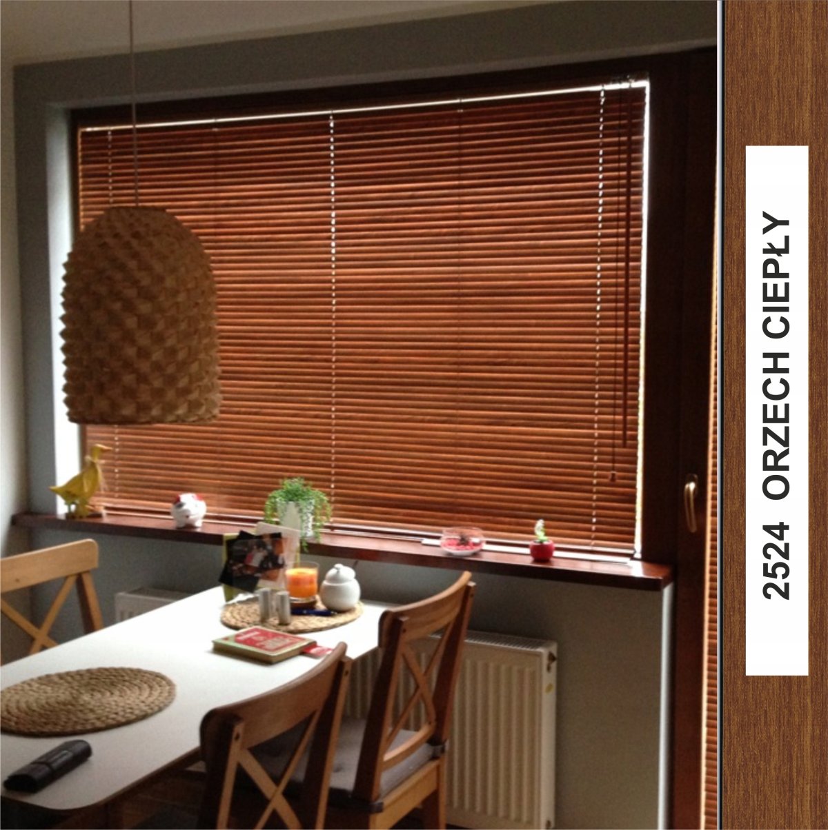 Жалюзи в кафе