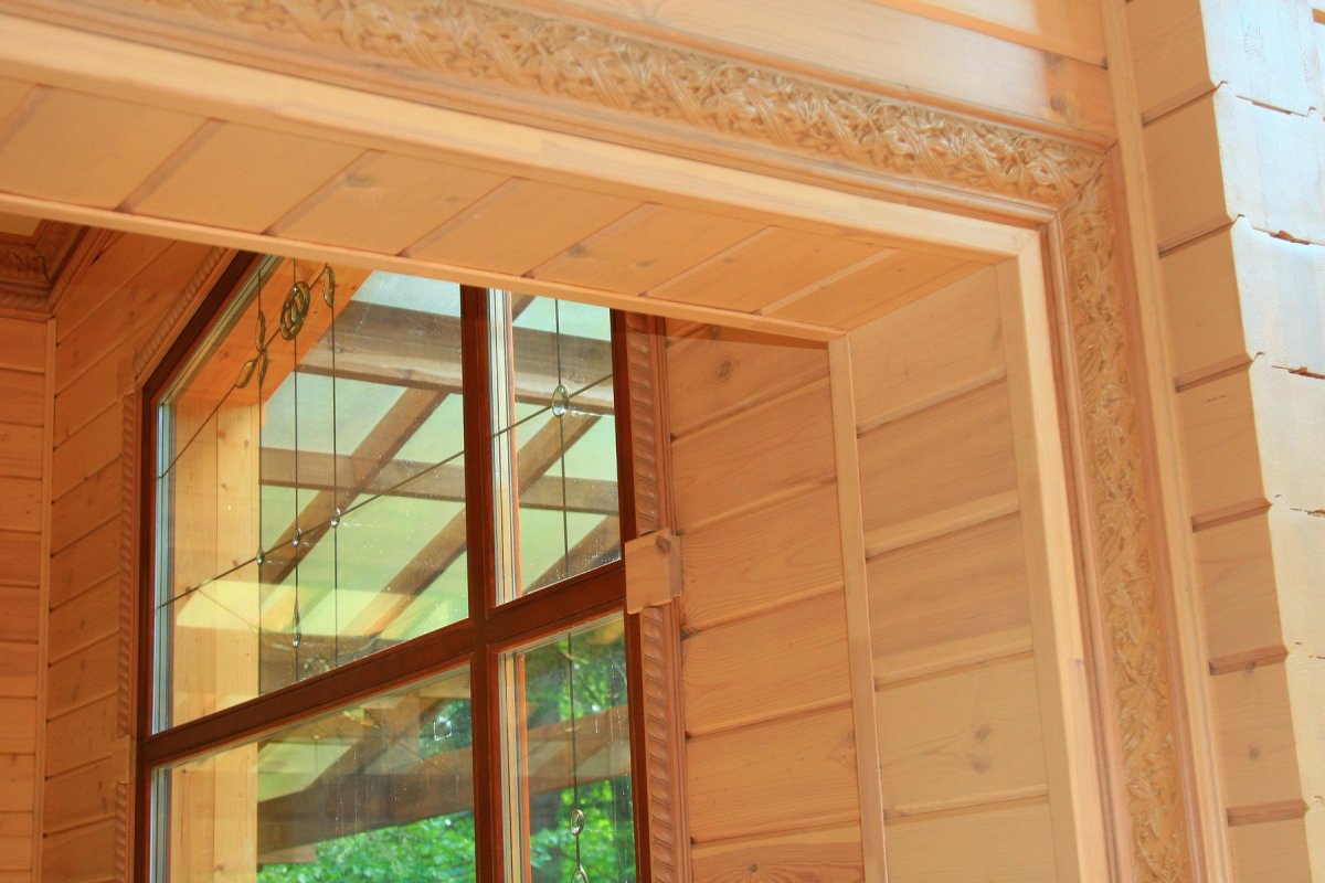 Отделка окна вагонкой