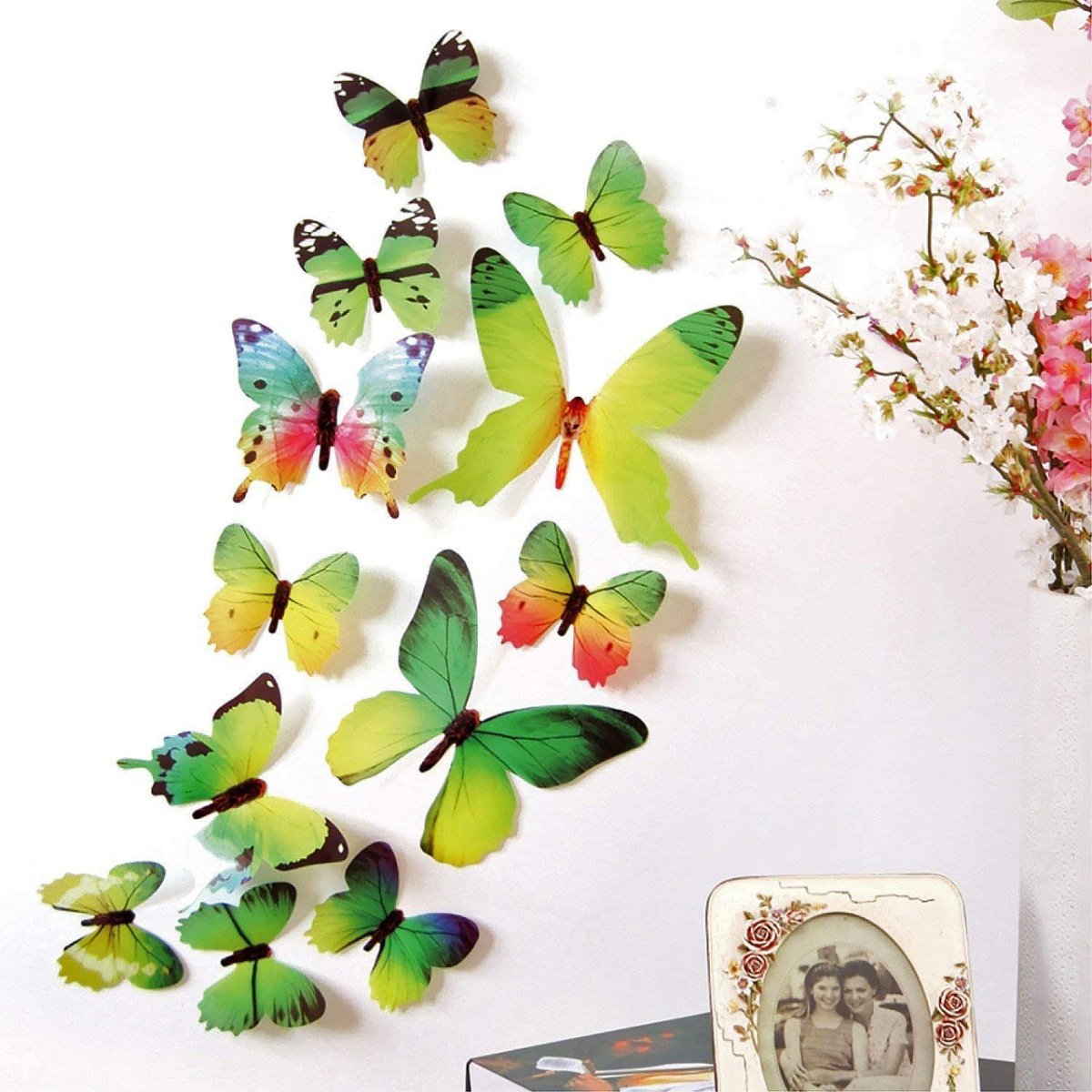 Бабочки на стене композиция