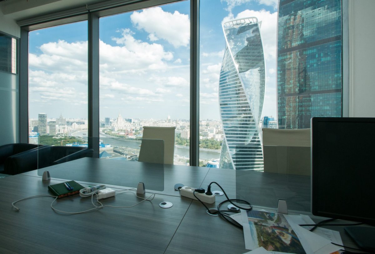Офис в небоскребе