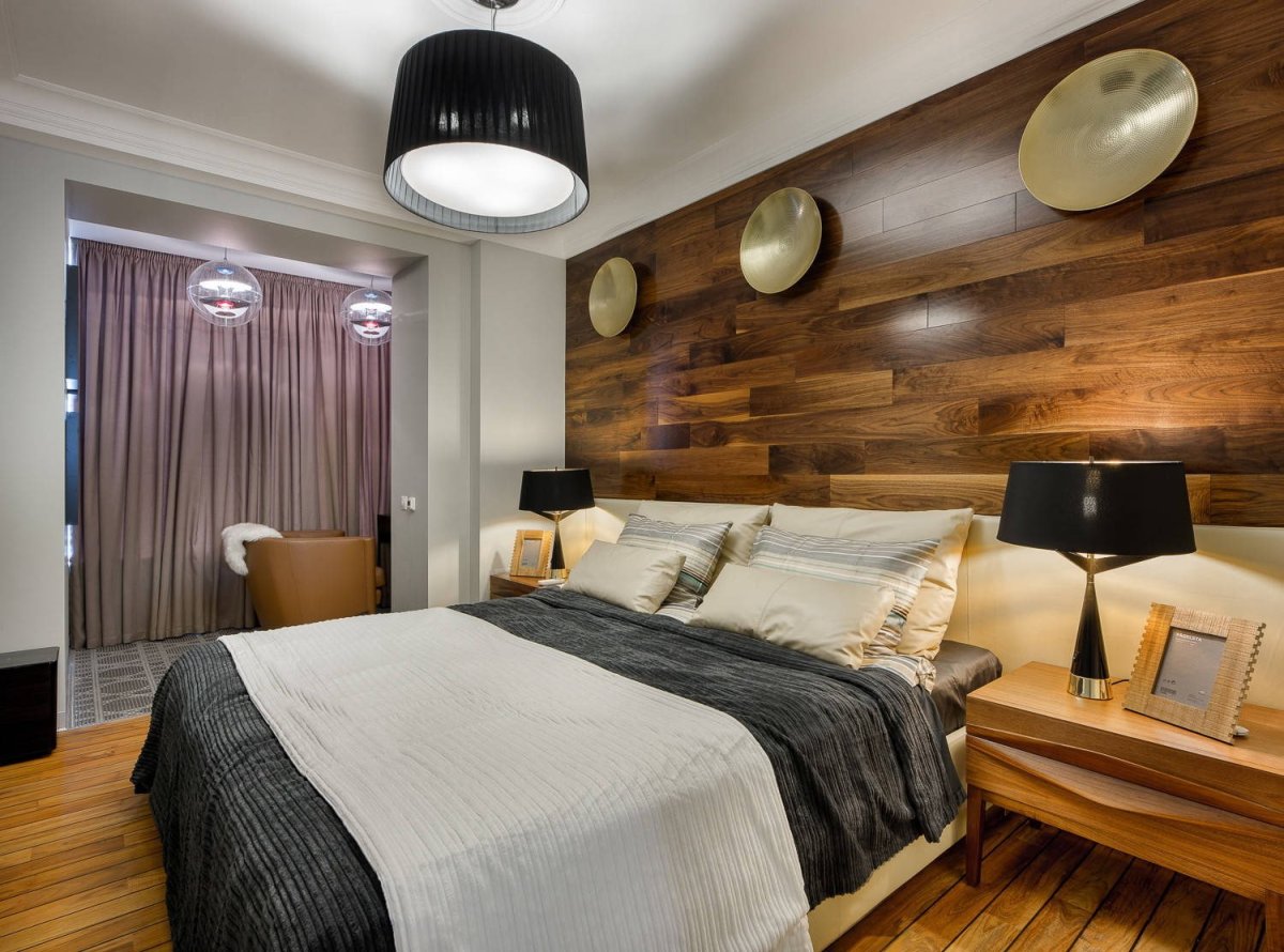 Гостиная с деревянным полом