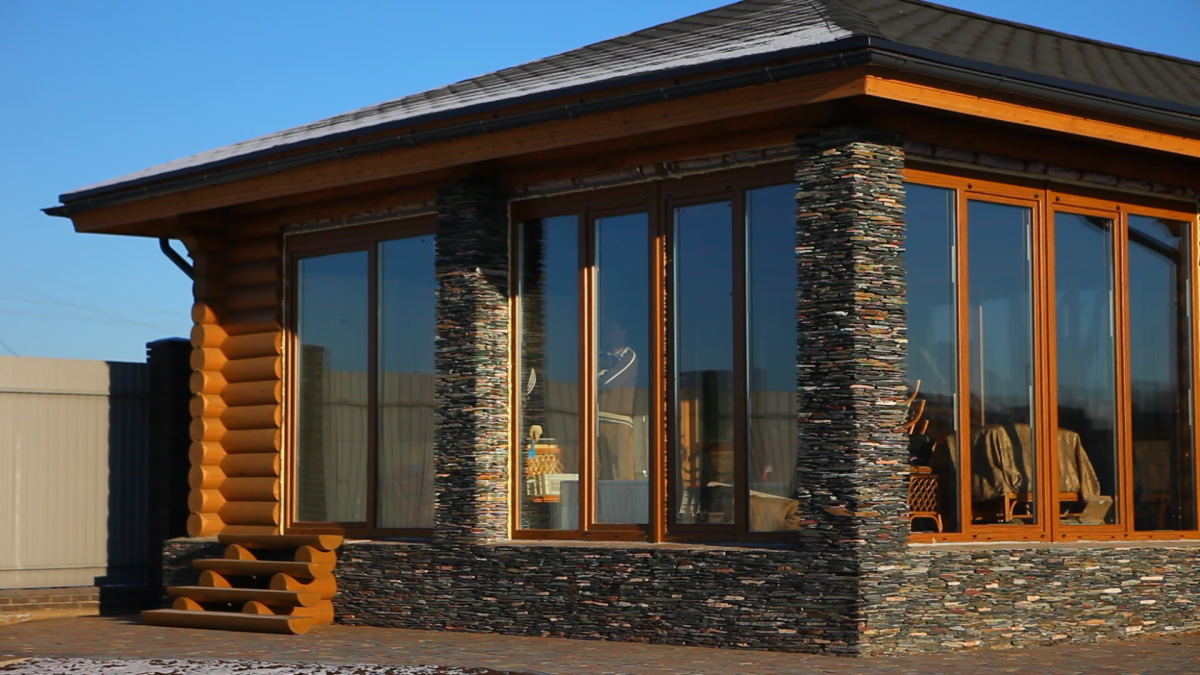 Коттедж с панорамным остеклением