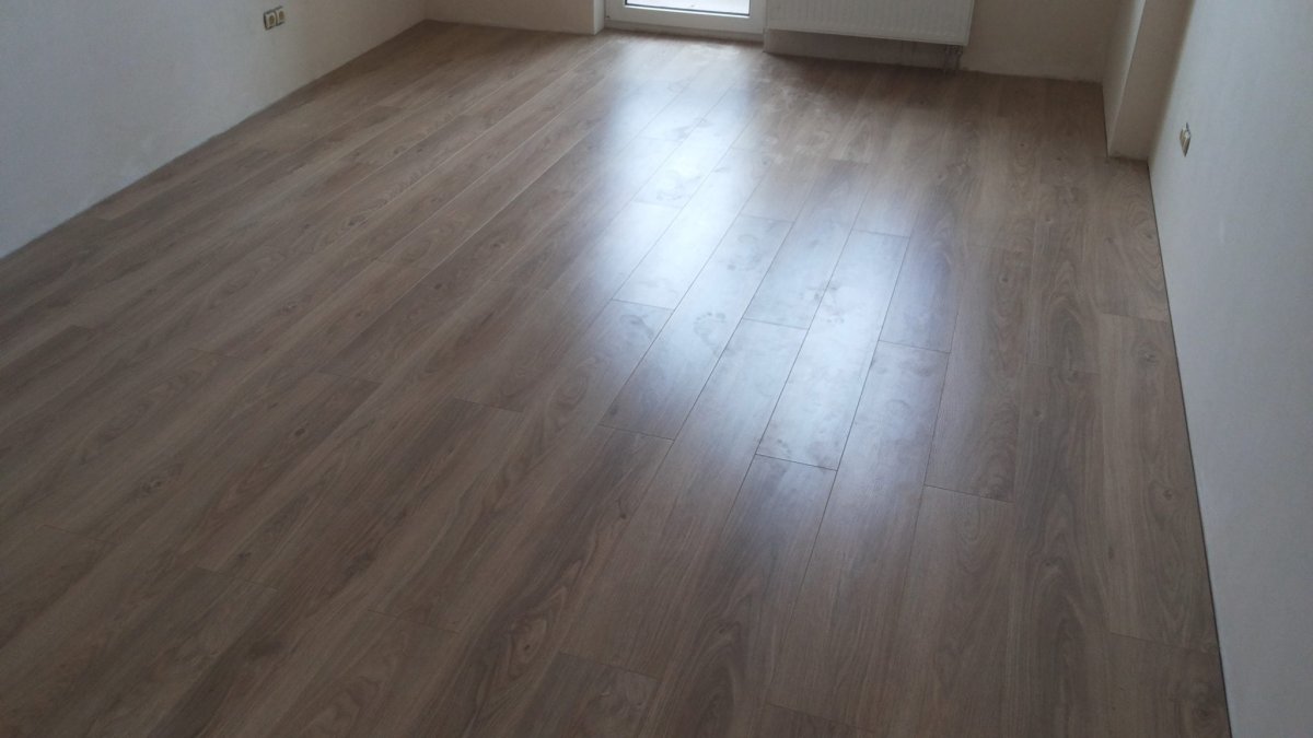 Укладка ламината