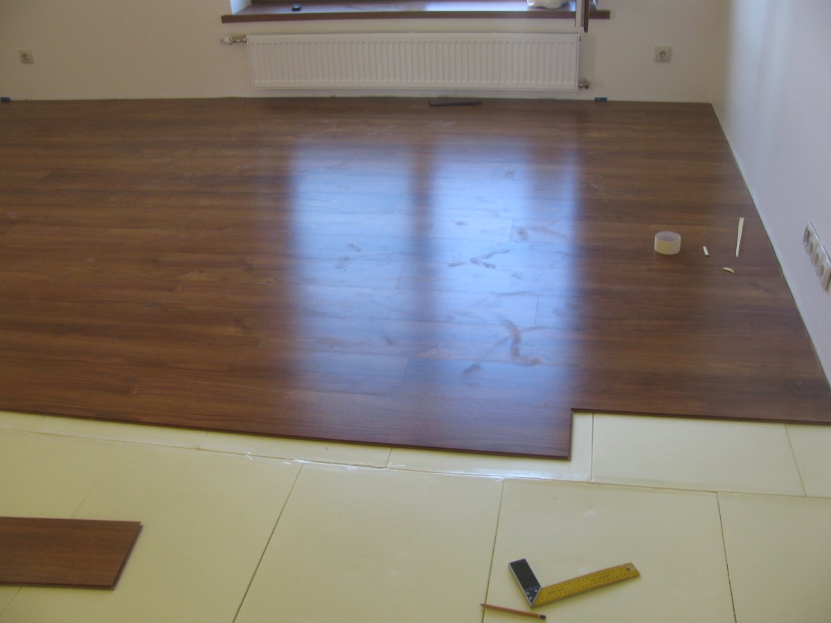 Укладка ламината по дивгонал