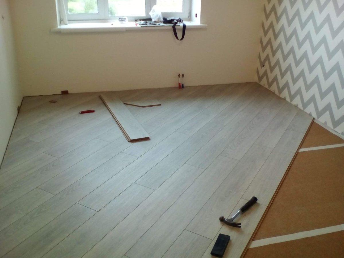 Ламинат в маленькой квартире