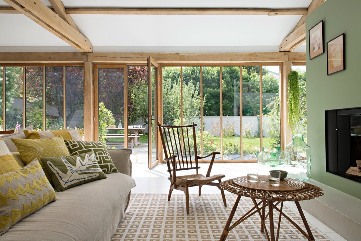 Интерьер террасы с панорамой