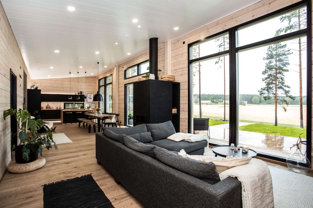 Спальня с панорамным остеклением