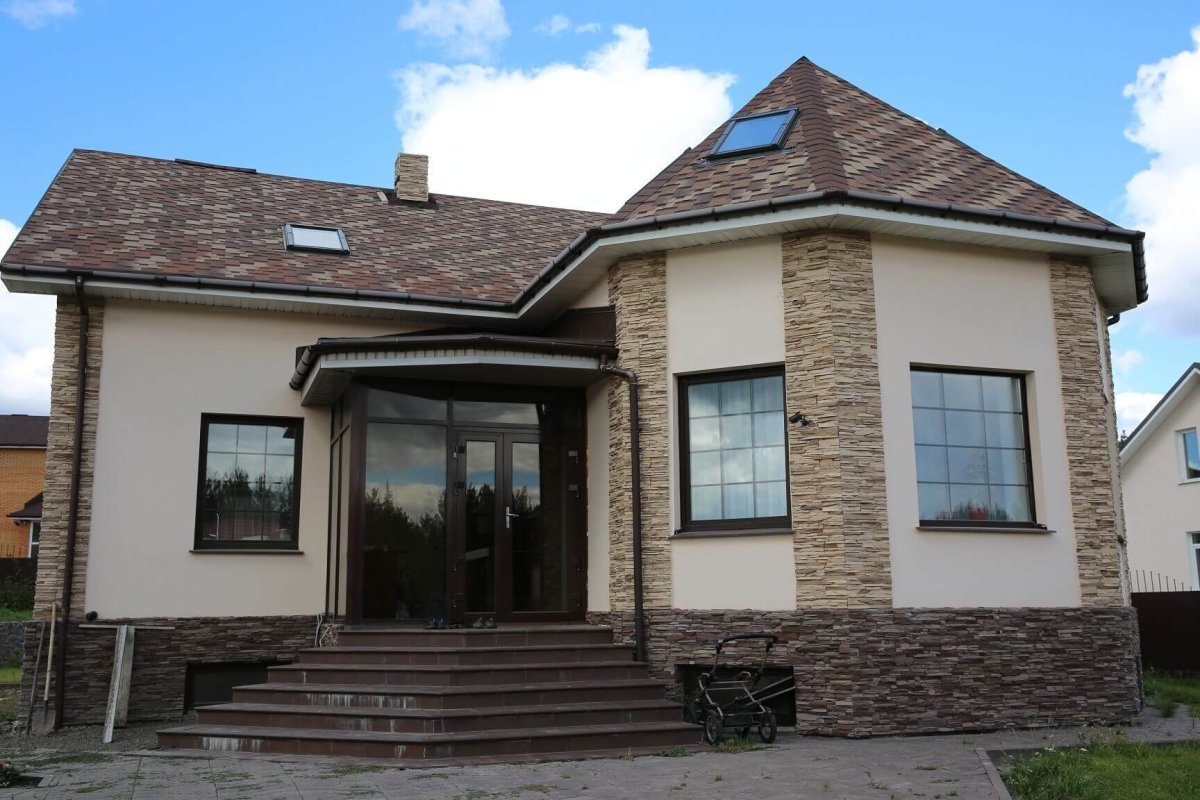 Дом из облицовочного кирпича