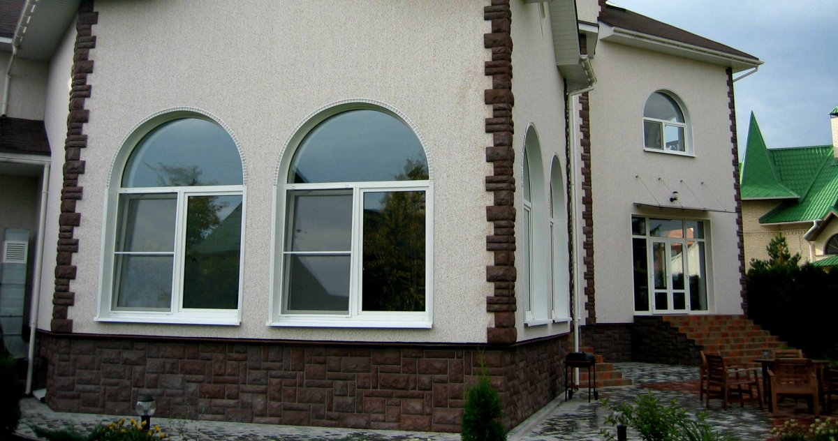 Отделка окон камнем