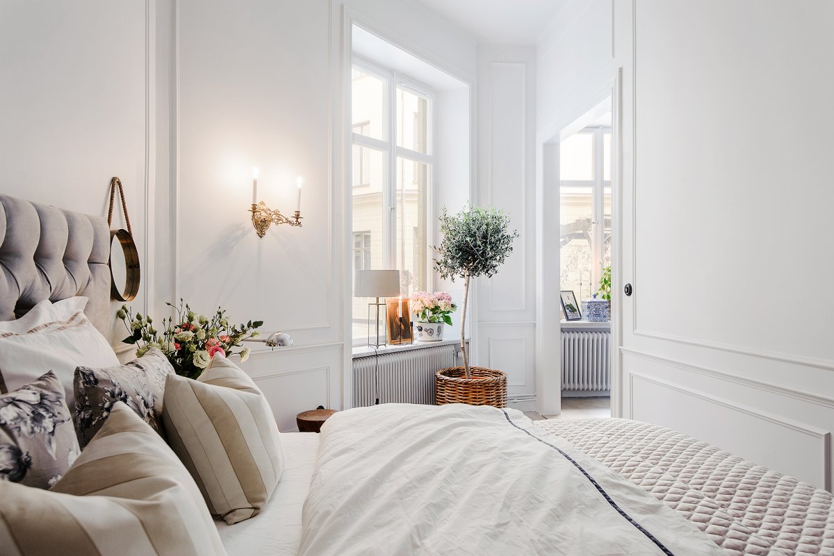 Просторная спальня в скандинавском стиле