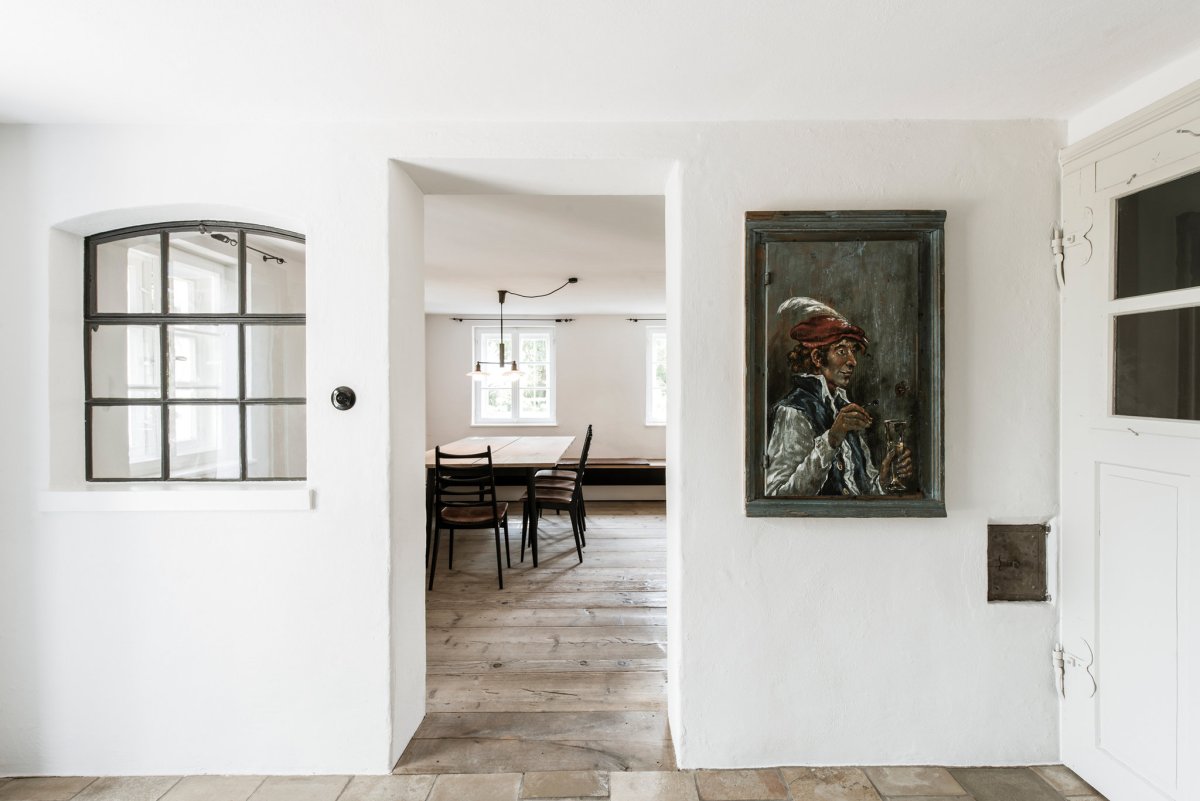 Декоративное окно между комнатами