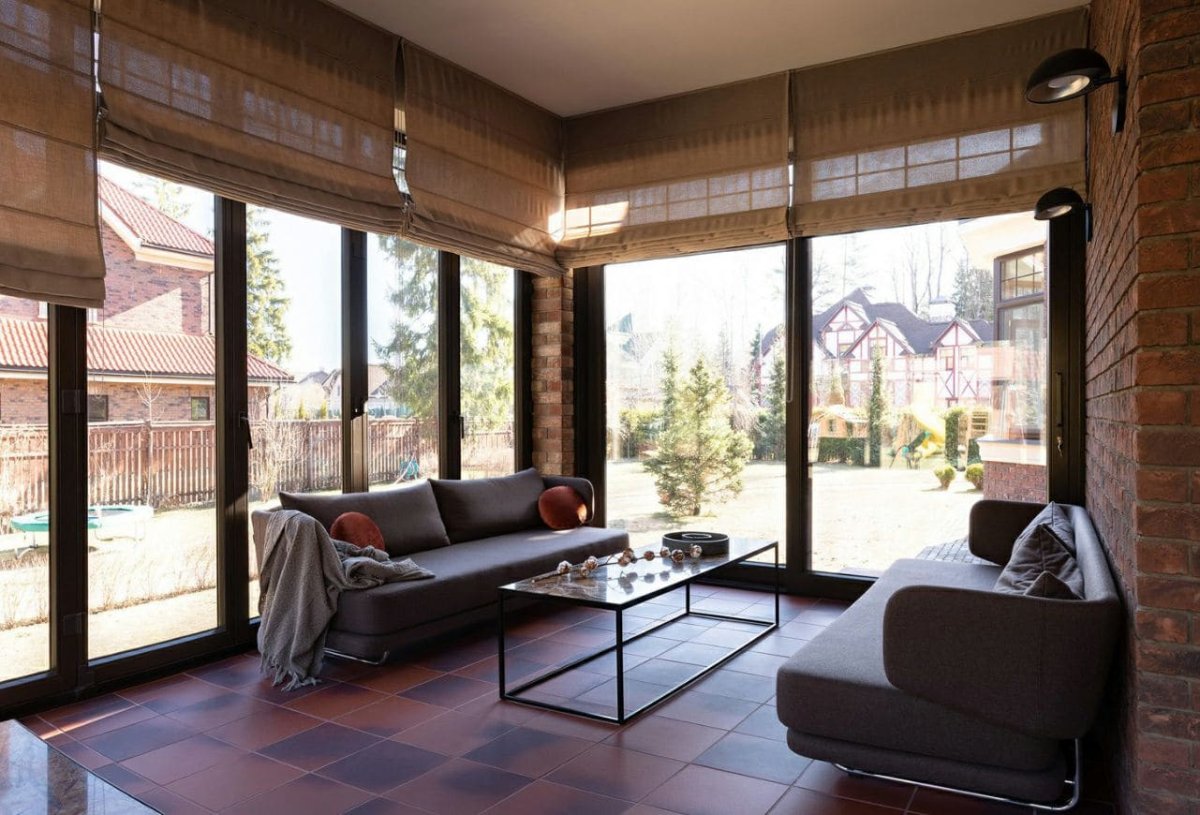 Веранда с панорамными окнами