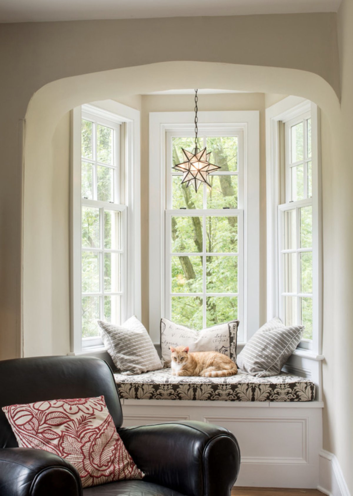 Полукруглые окна в интерьере