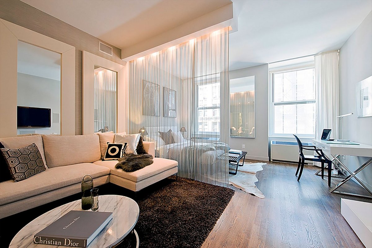 Гостиная с 2 окнами