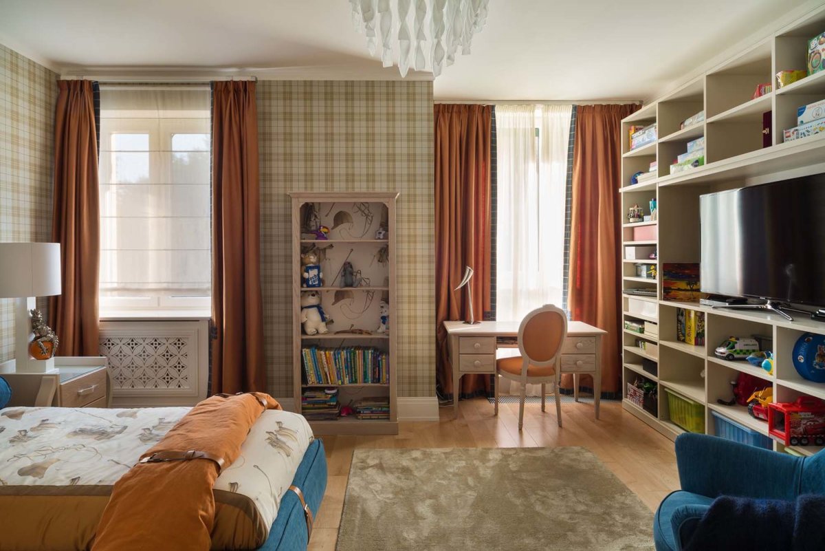 Гостиная 22 кв м с 2 окнами