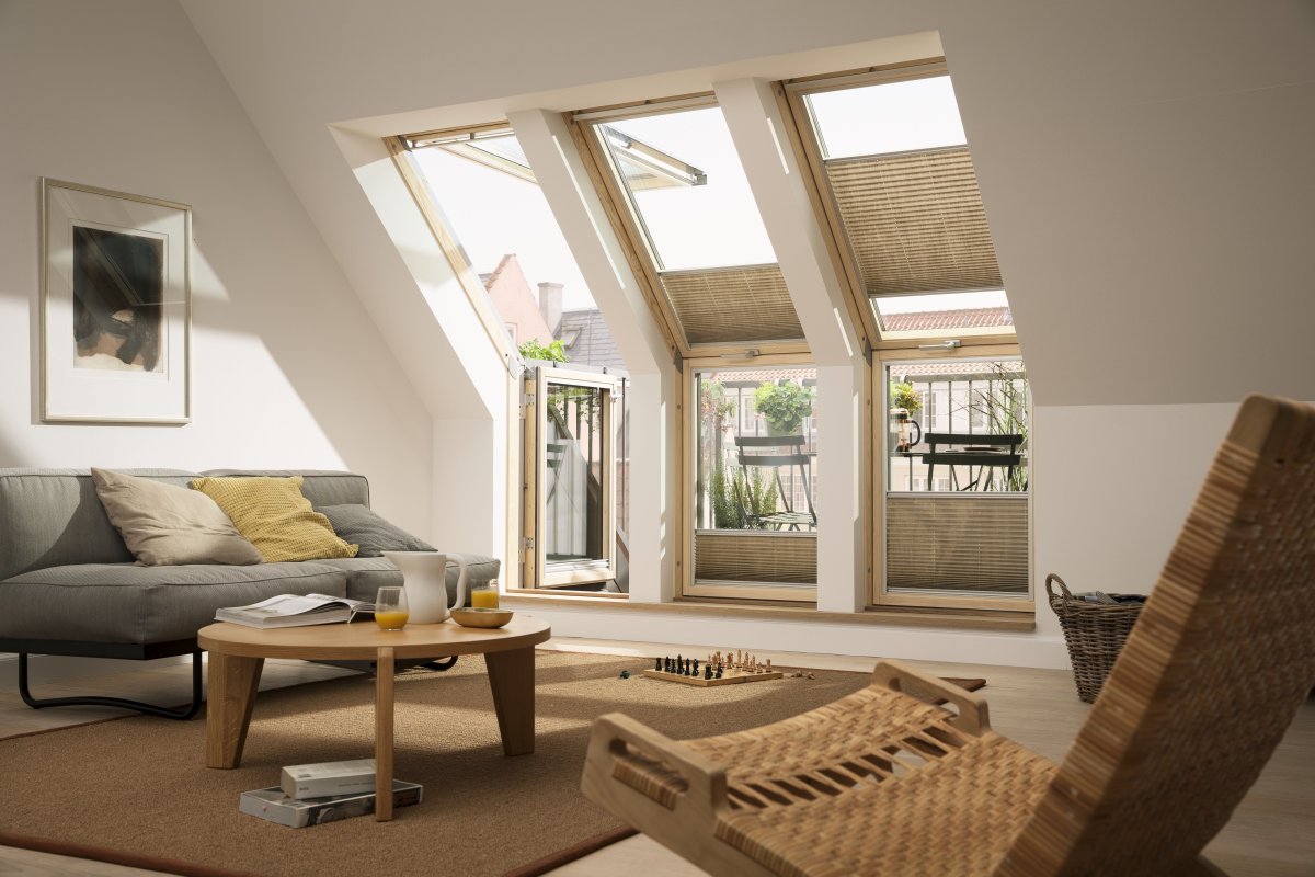 Fakro мансардные окна iznutri