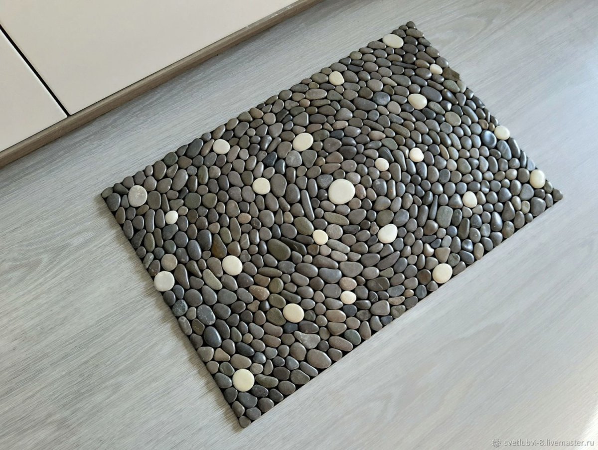 Панно из гальки