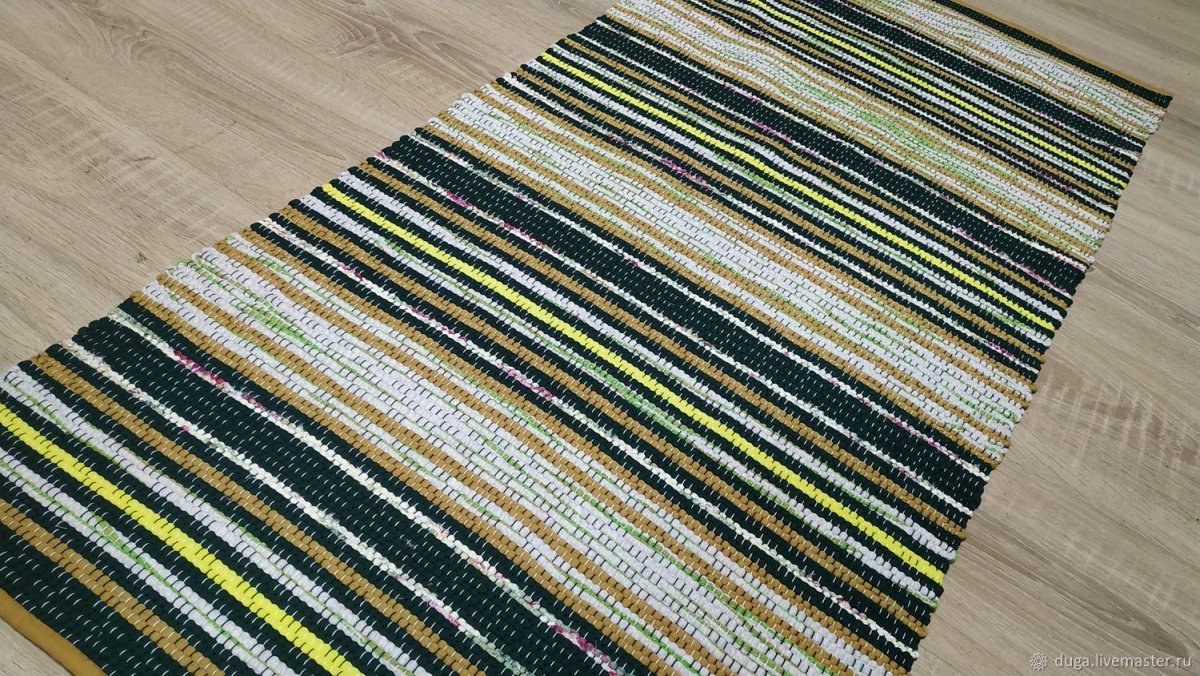 Ковры из полиэфирного шнура Майское чудо