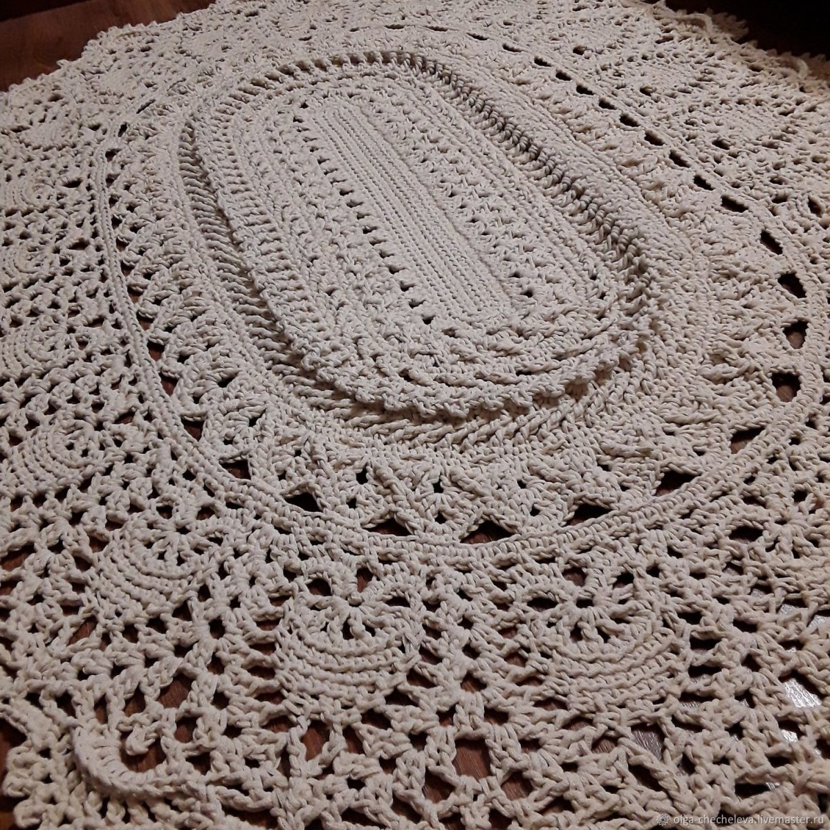 Майское чудо овальный ковер