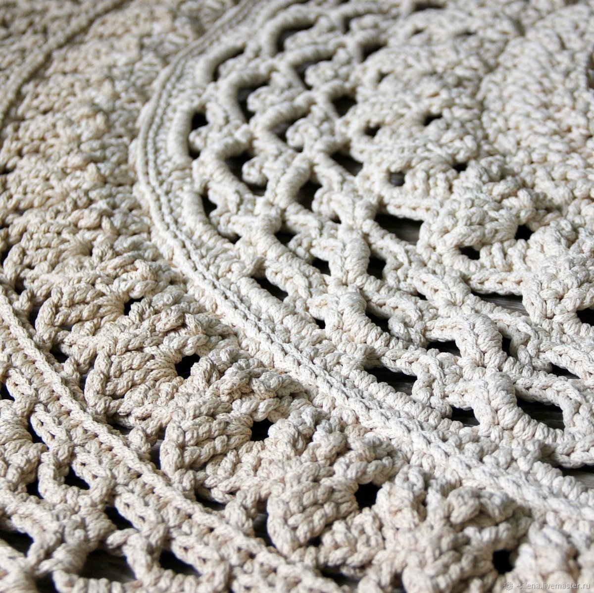 Вязаные ковры из полиэфирного шнура