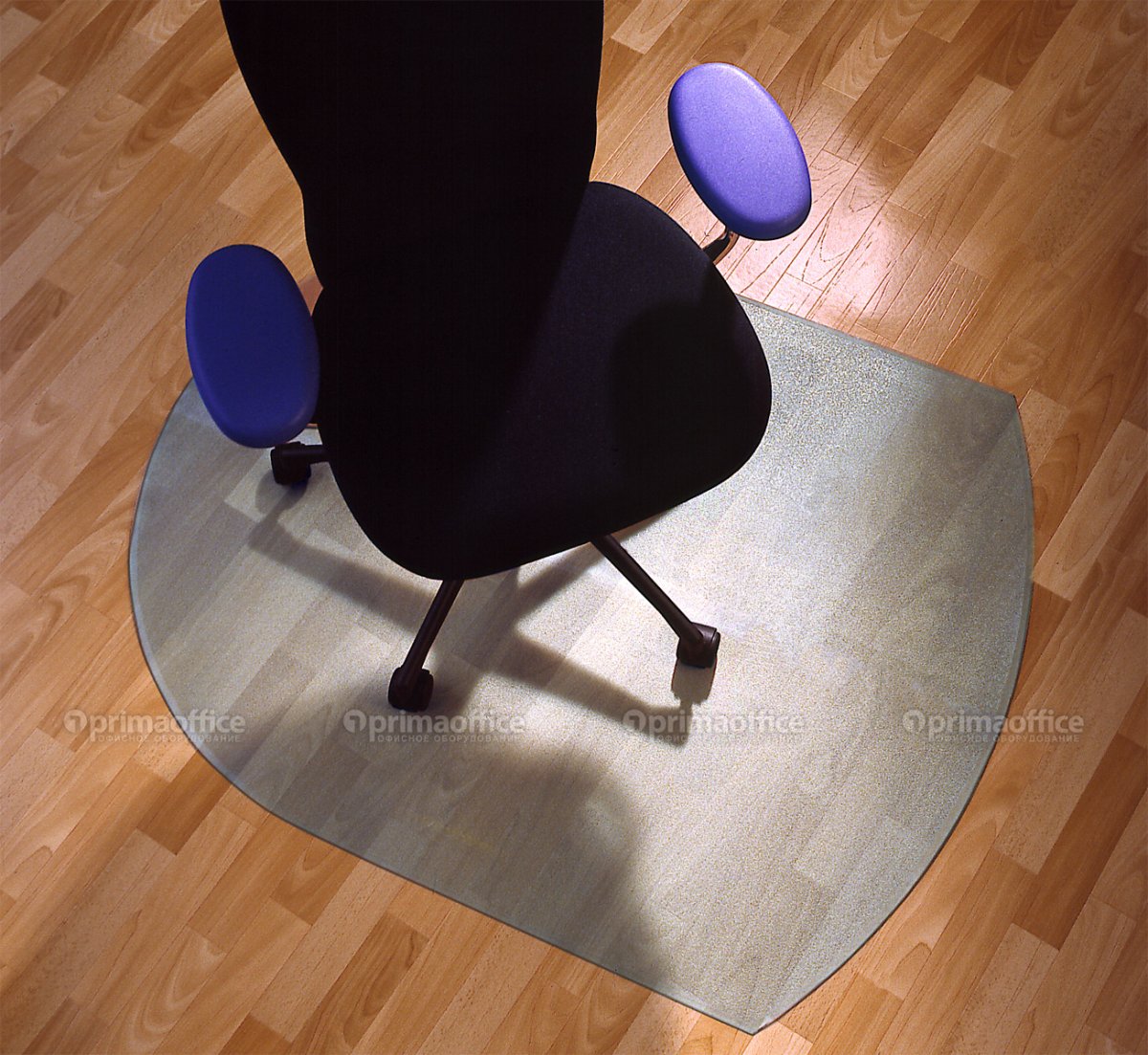 Защитный коврик на письменный стол
