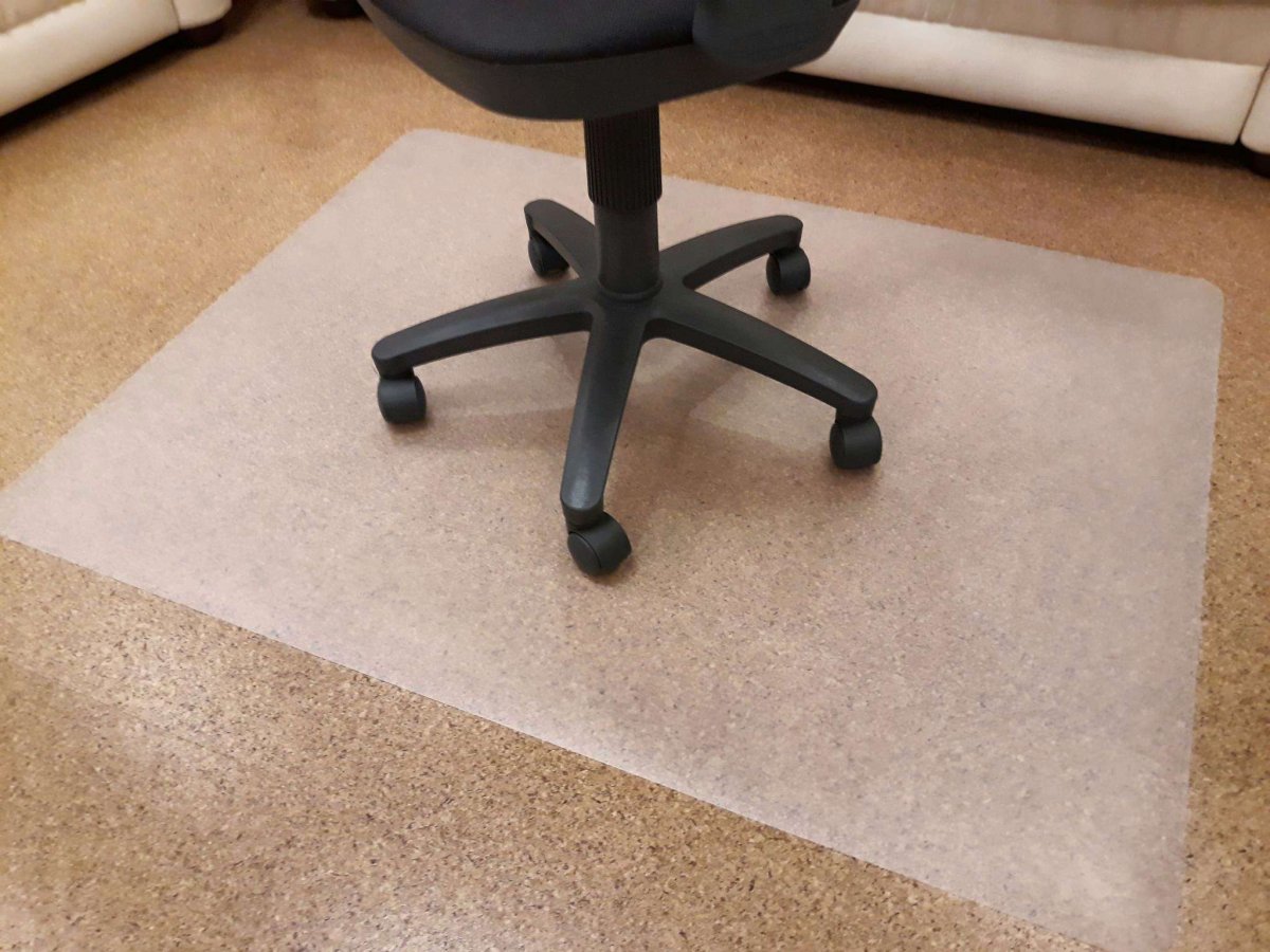 Защита для письменного стола