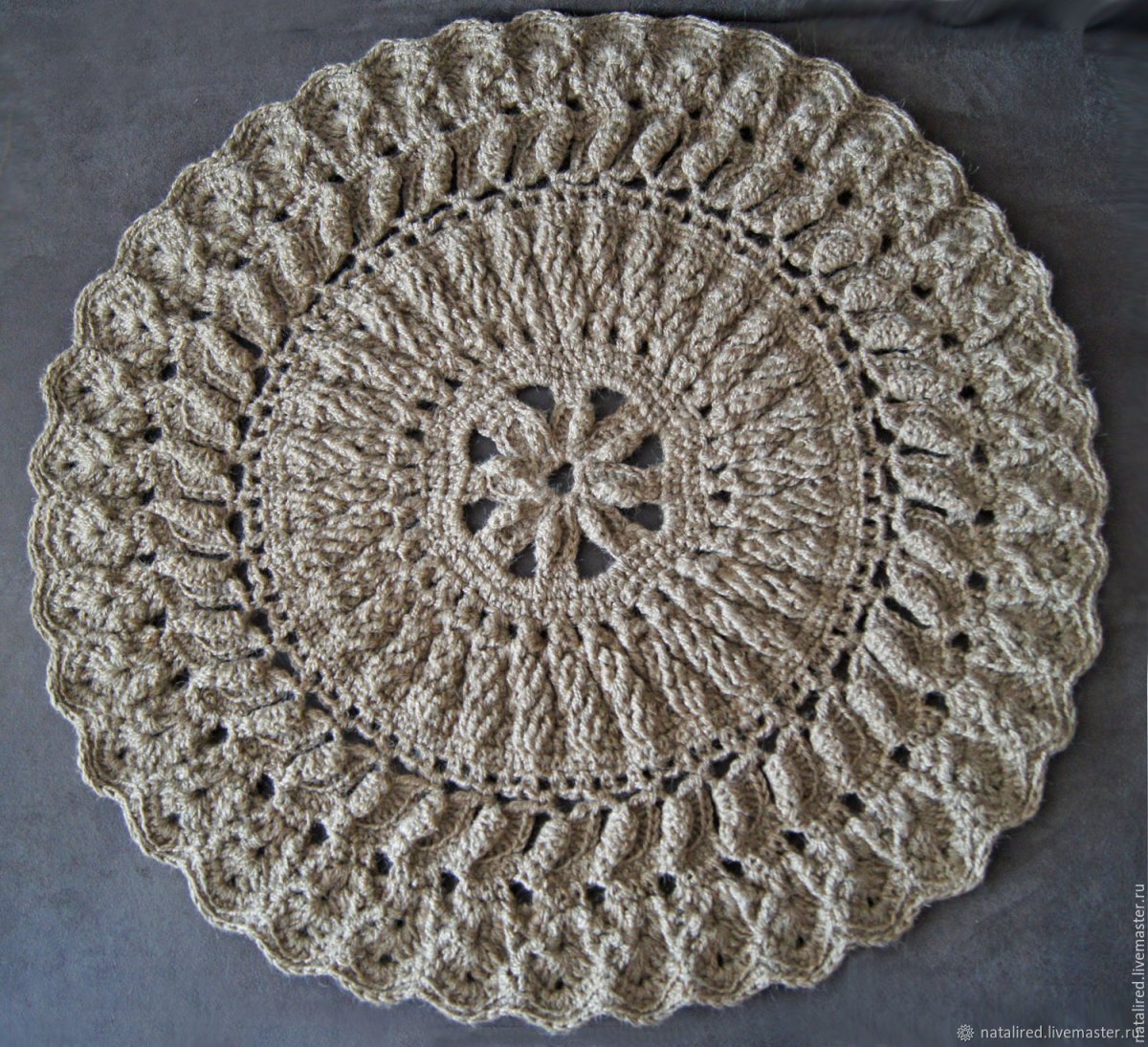 Салфетка фундук Патриции Кристофферсен