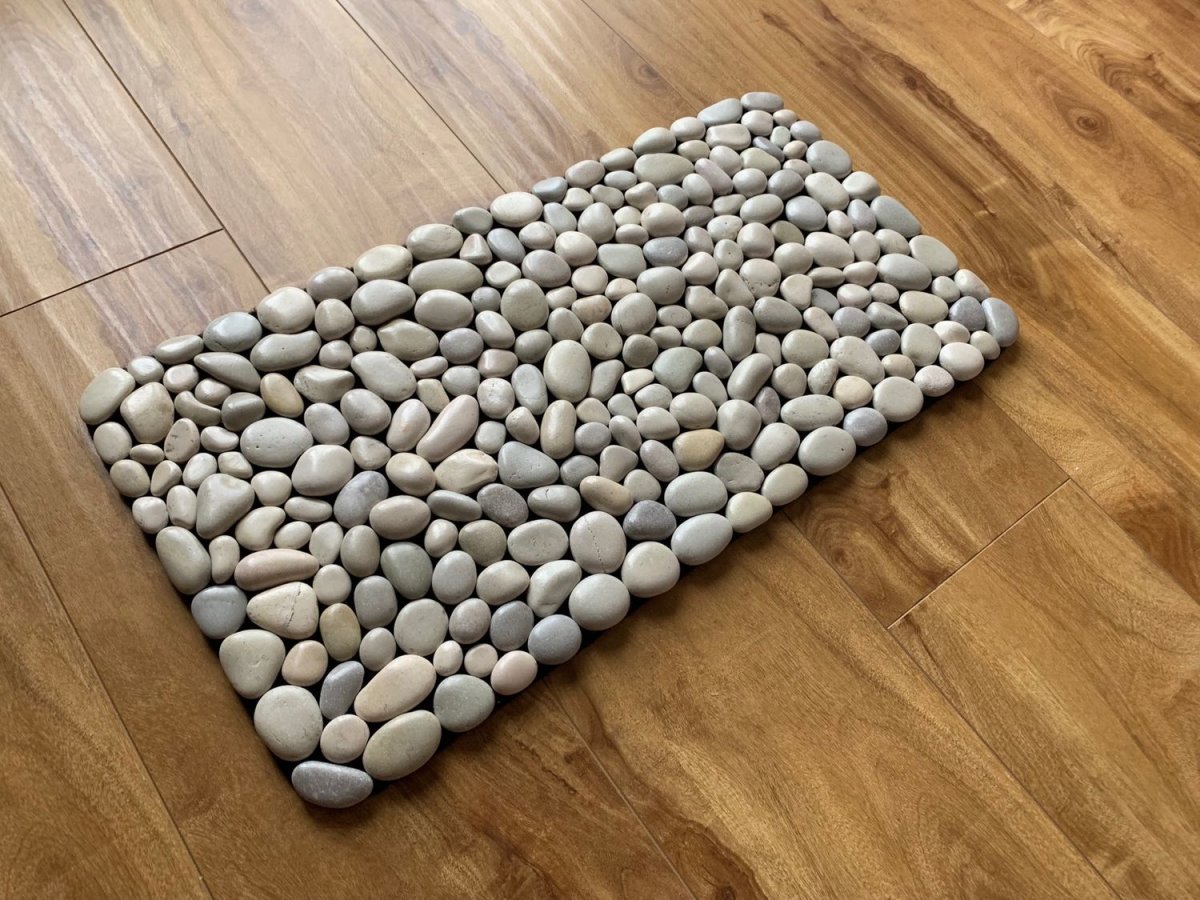 Коврики из гальки или мха