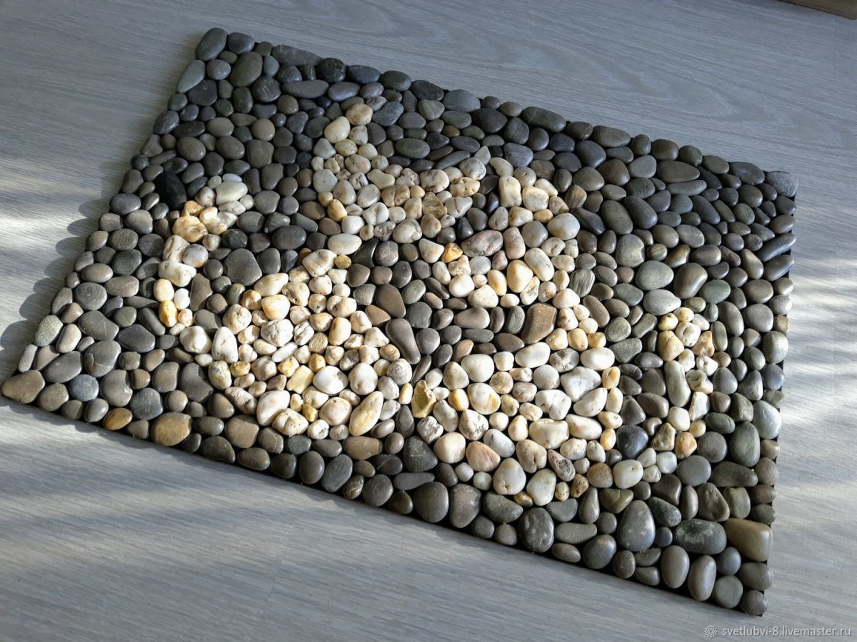 Коврик из гальки