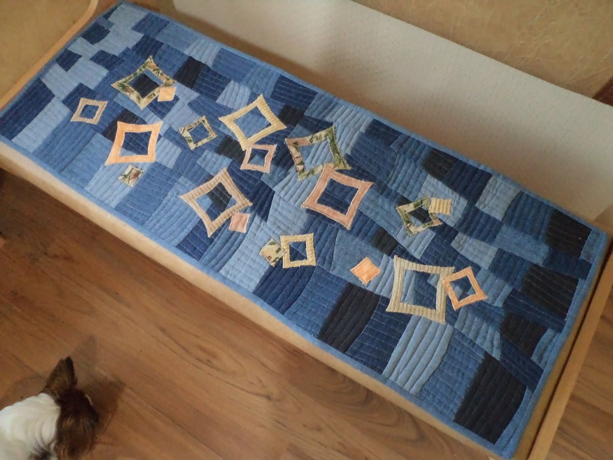 Круглый коврик из джинсов