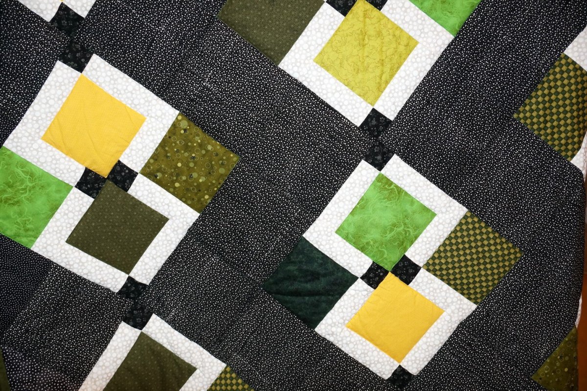 Одеяло пэчворк квадраты