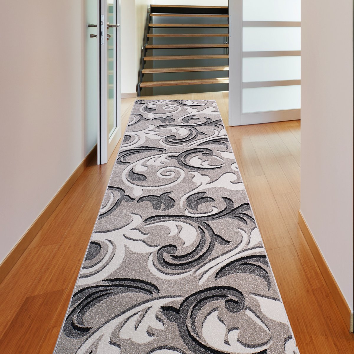 Дорожка в коридор