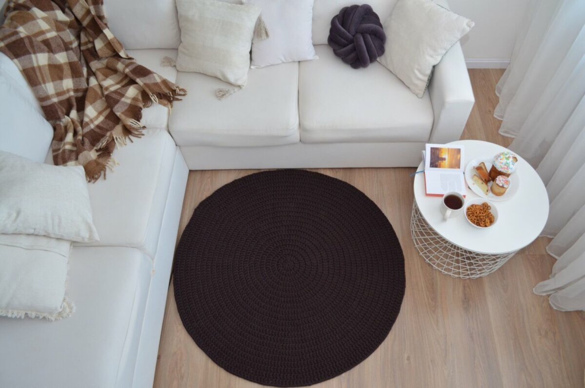 Ковер из трикотажной пряжи