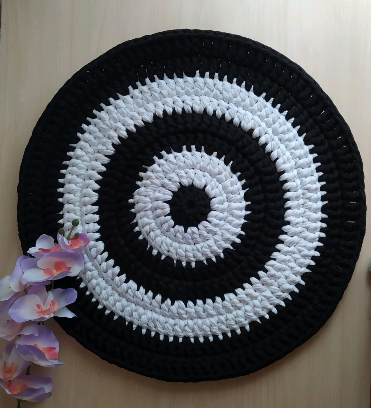 Ковер круглый вязаный купить