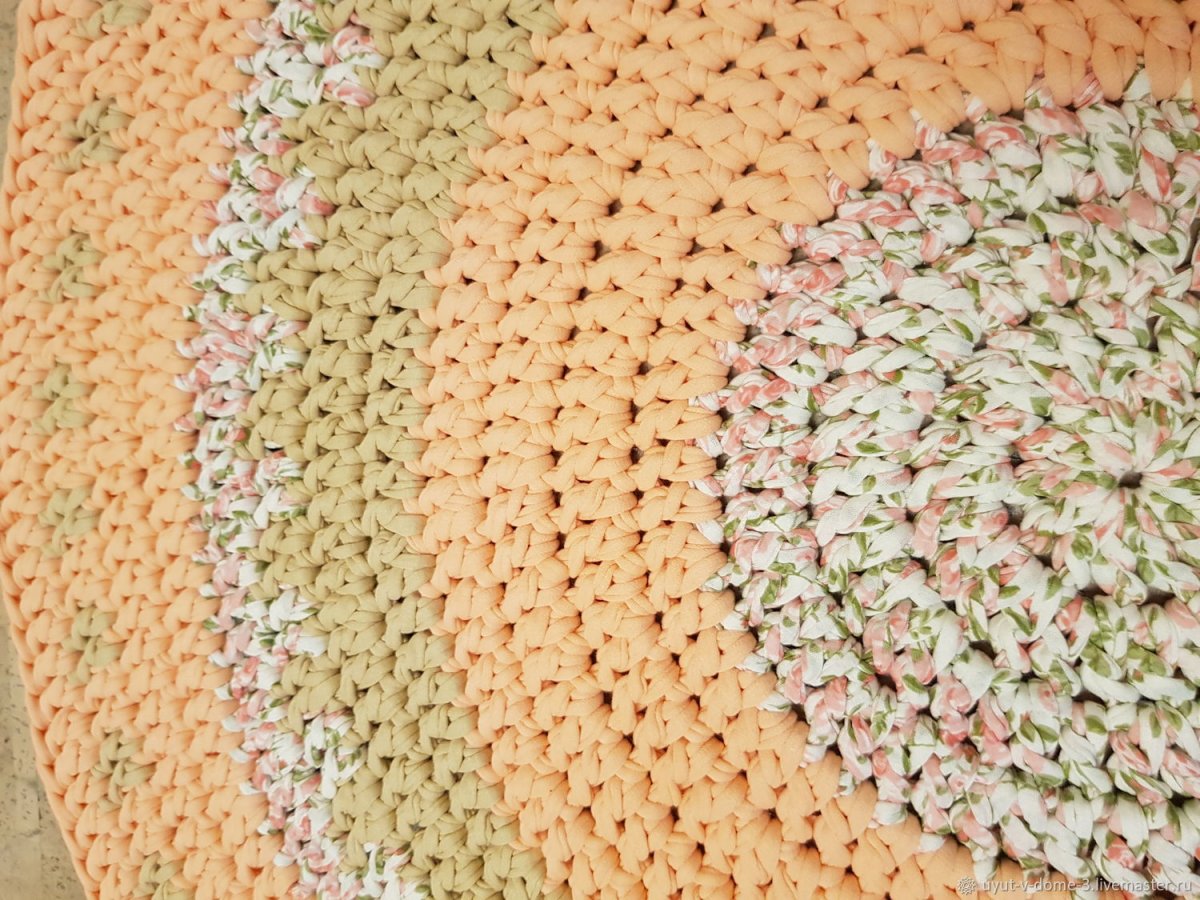 Ковер крючком