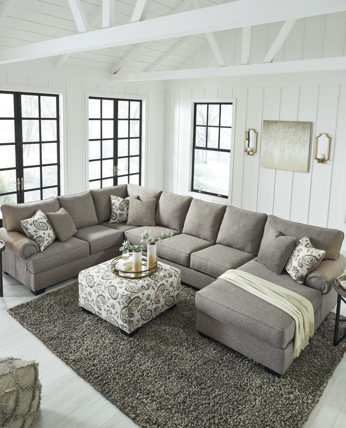 Диван в гостиную