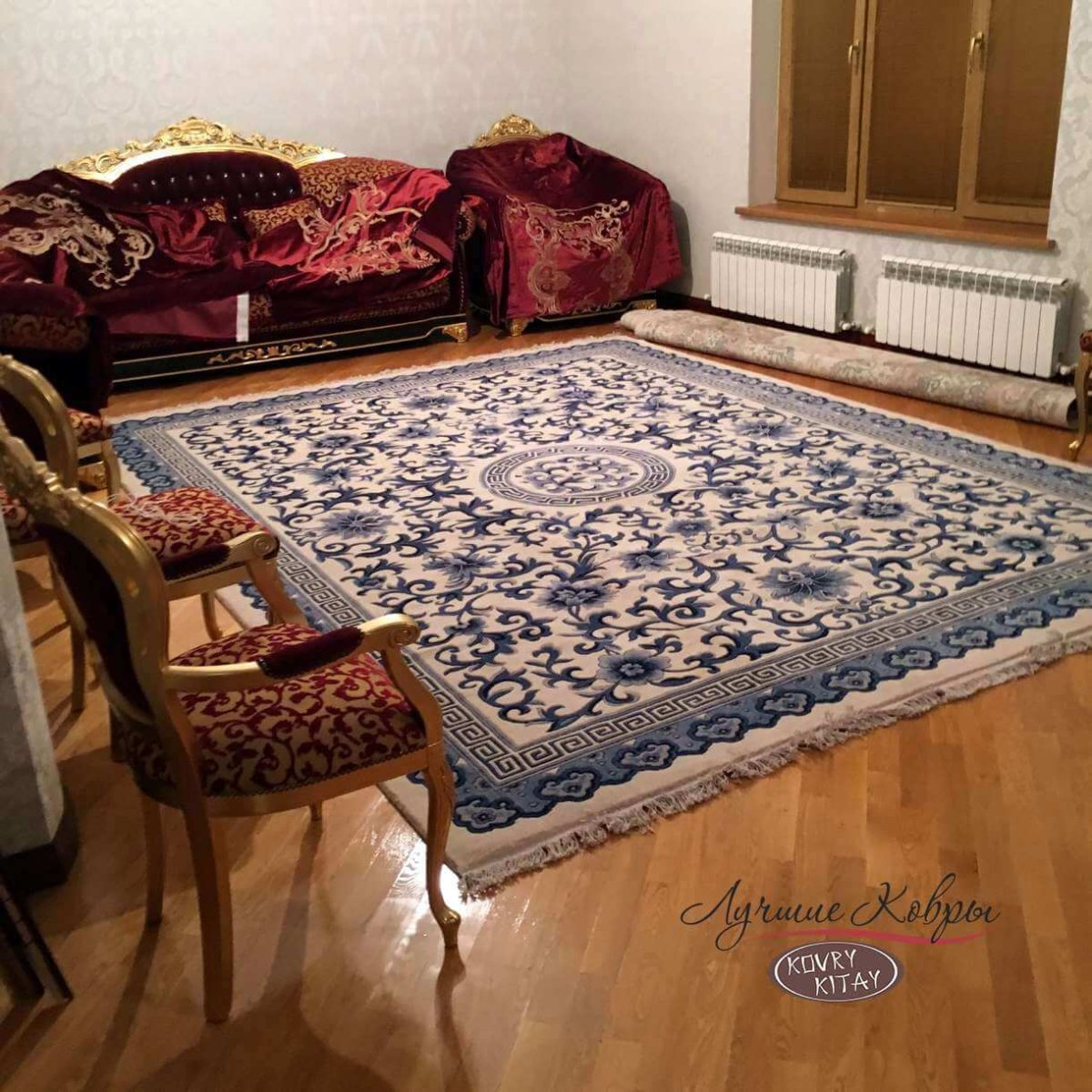 Классический ковер в современном интерьере