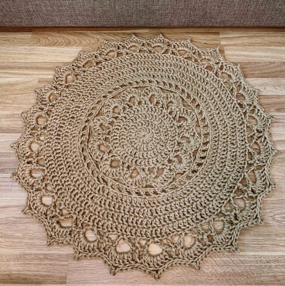 Коврик из джута