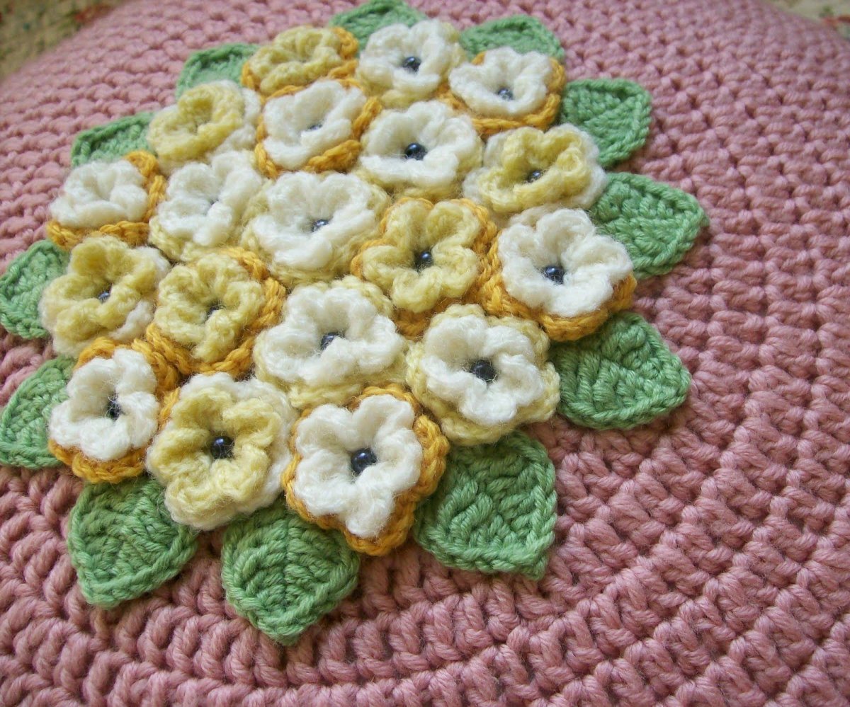 Коврик пышными цветами крючком