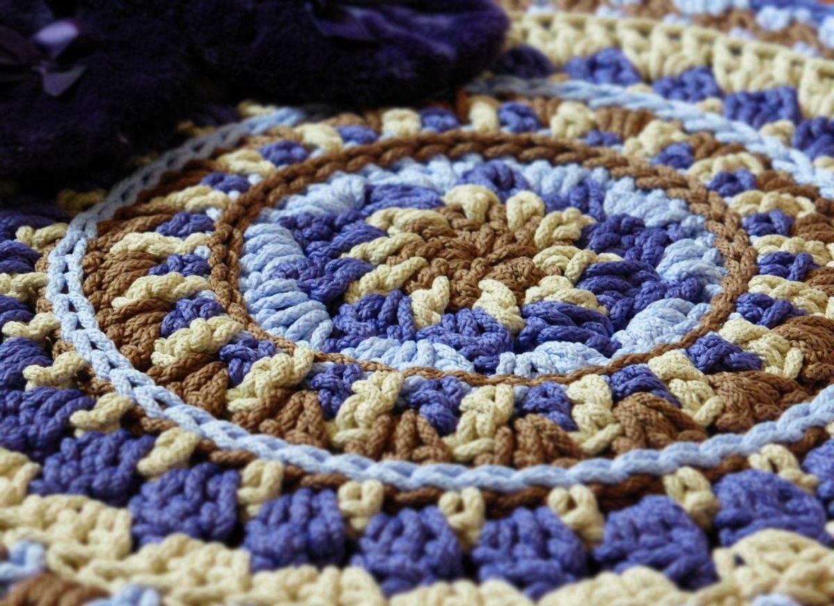 Декор вязаные ковры