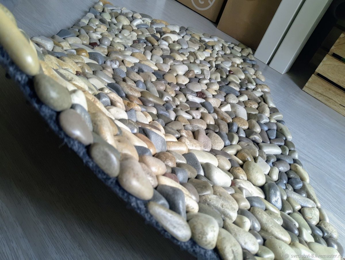 Ковер из морской гальки
