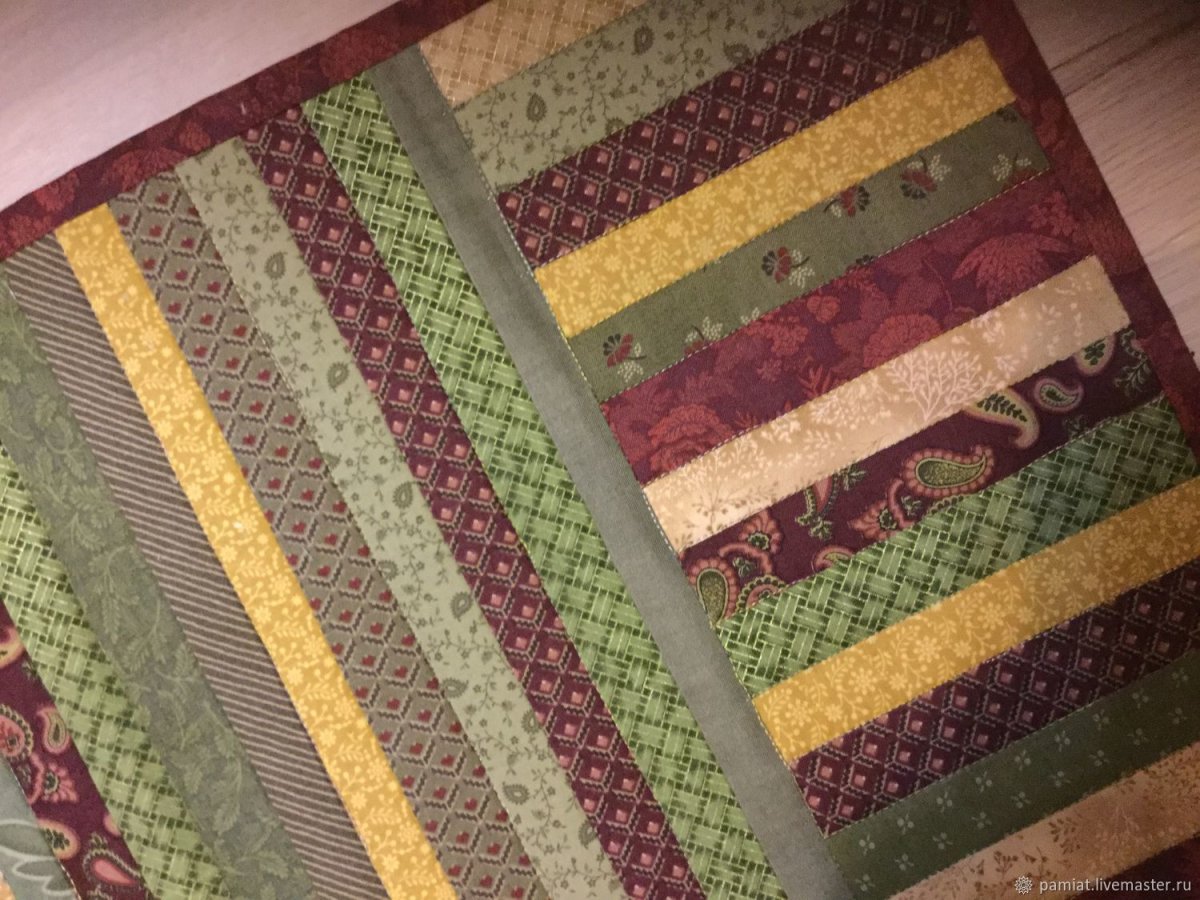 Коврик из полосок ткани