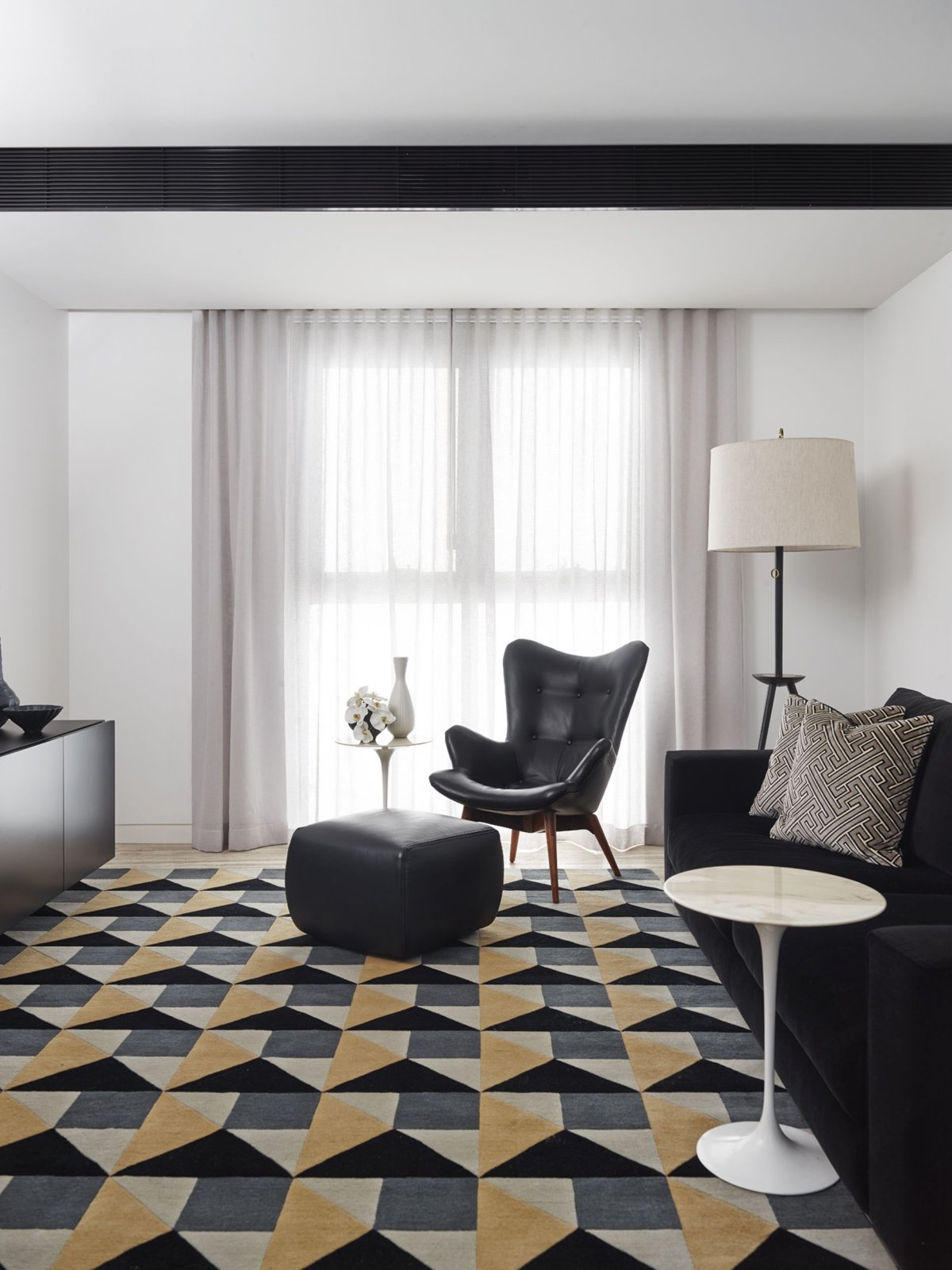 Современный пол с геометрией