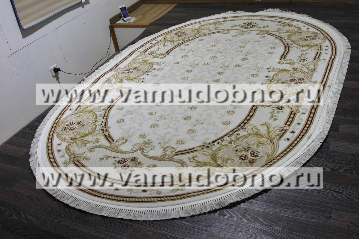 Овальный ковер в каминный зал