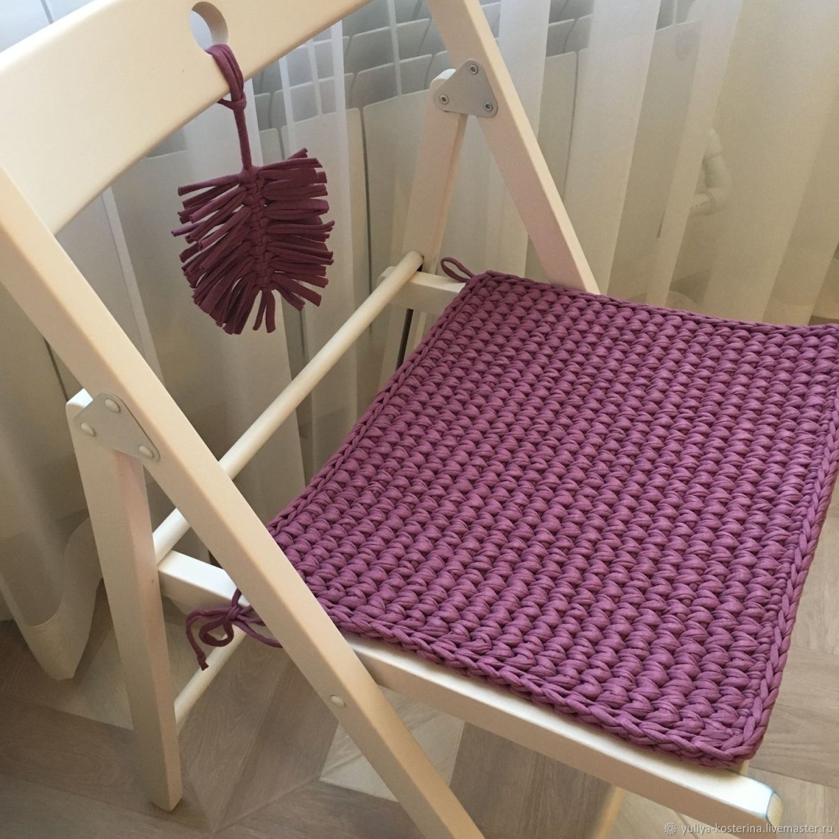Вязаные коврики на стулья