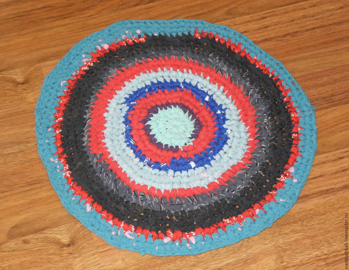 Коврик из цветов