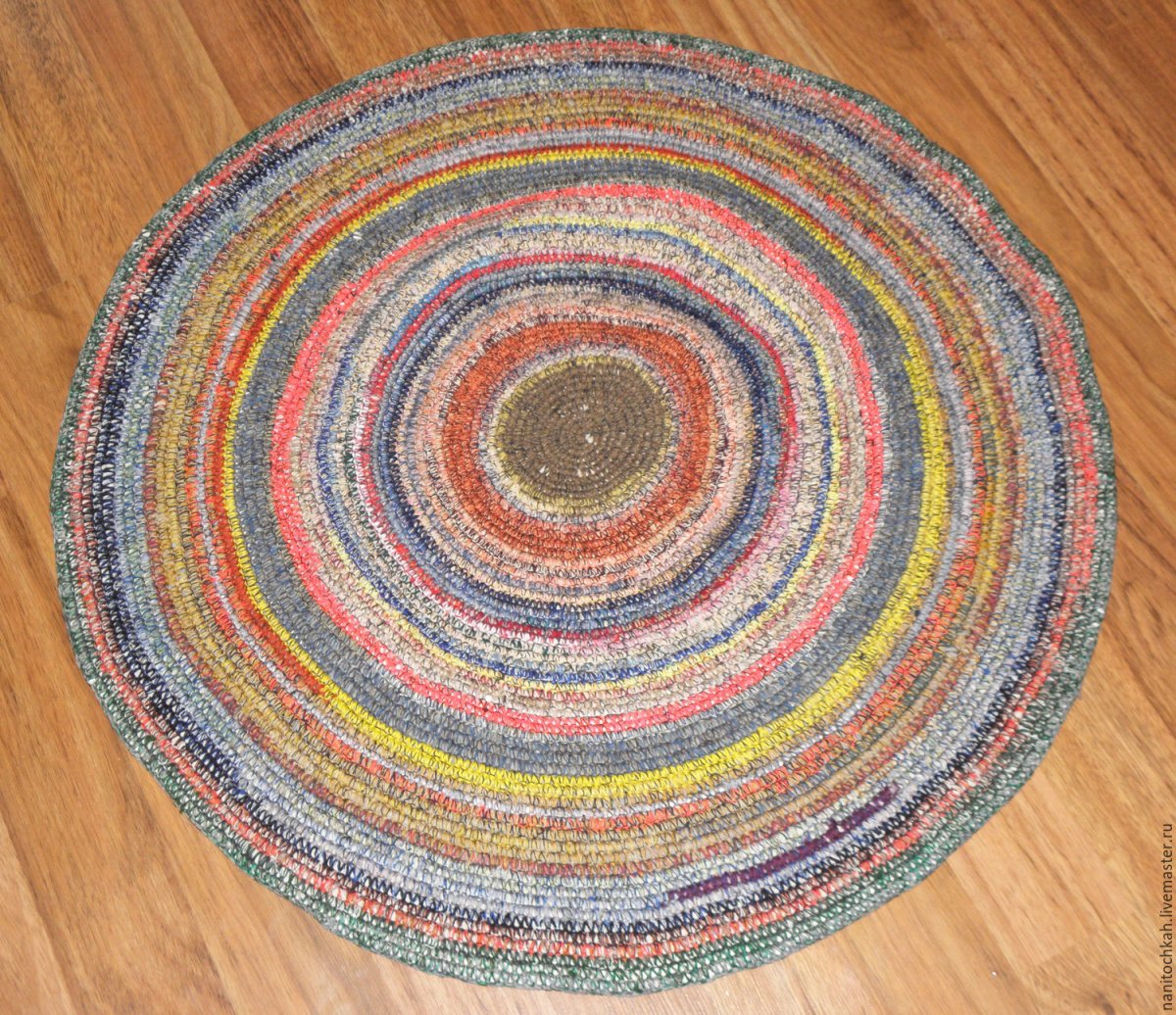 Плетеный коврик