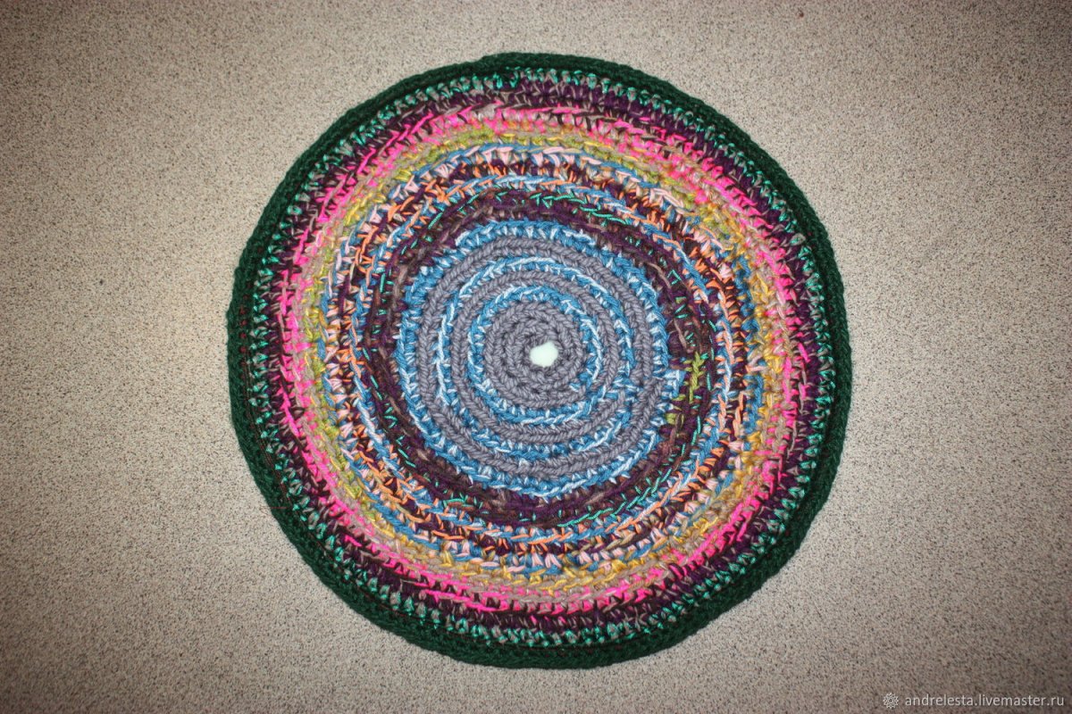 Домотканые половики круглые