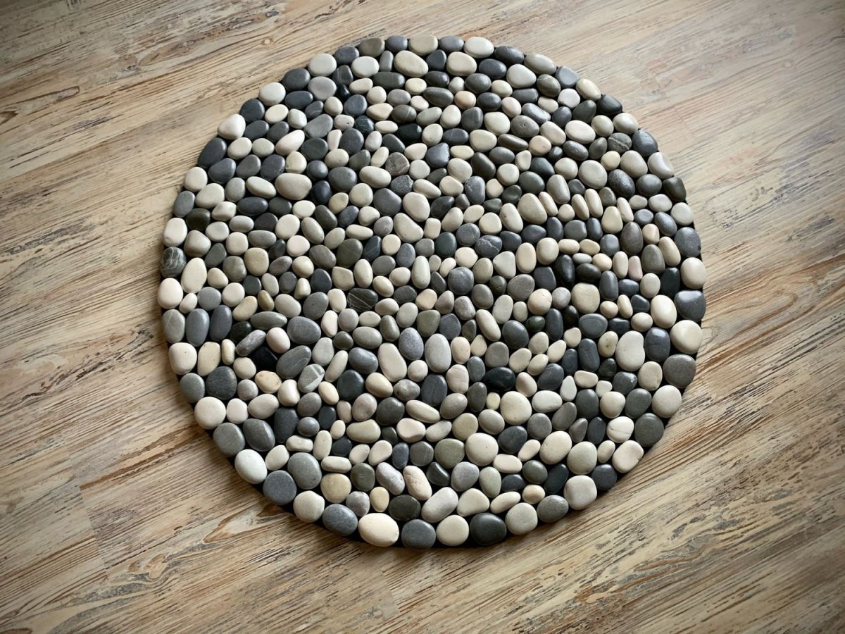 Круглые коврики в прихожей в интерьере