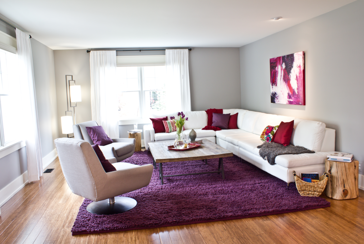 Фиолетовый ковер в интерьере